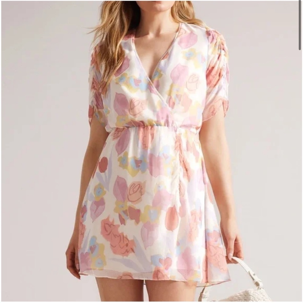 ✅ NWT Ted Baker Pink Cream Floral Ruched Short Sleeve Juleah Dress size 1 S